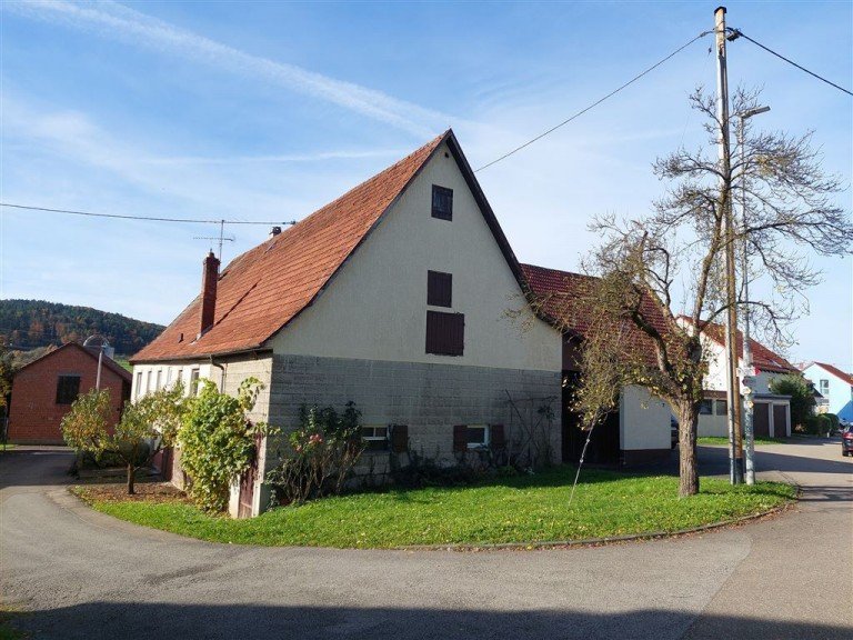 Bauernhaus Rudersberg Bauernhaus *-Ehemaliges Bauernhaus -5 Zi.! DG-B�hne ausbauf. / Gew�lbekeller-!*