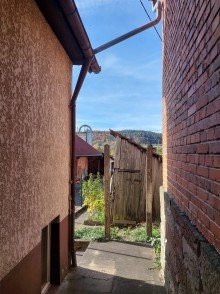 Bauernhaus *Gleich einziehen!* Ehem. Bauernhaus, 5 Zi., DG ausbauf�hig! Gew�lbekeller u. ehem. Stall!