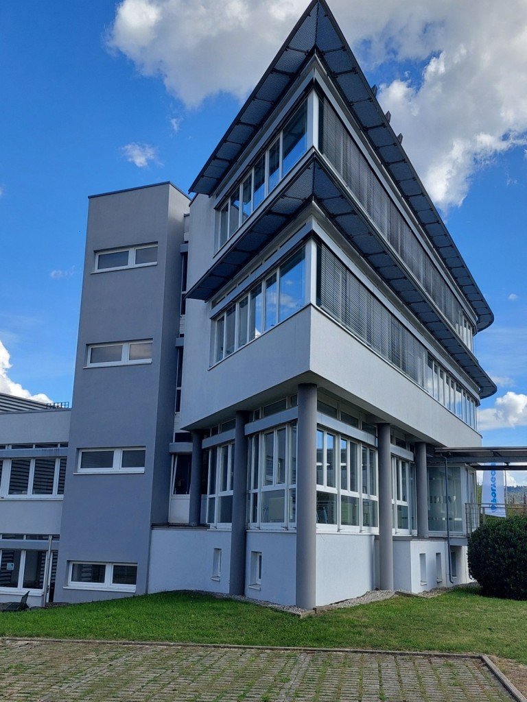 B�ro- u. Lagerfl�chen Schorndorf Halle / Lager / Produktion *-Lager-Produktionsfl�chen mit B�ro-!*