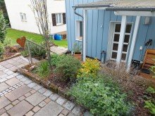 Einfamilienhaus mit herrlichem Garten *Einfam.-Haus in sonniger Halbh�henlage! Liebevoll angelegter Garten!