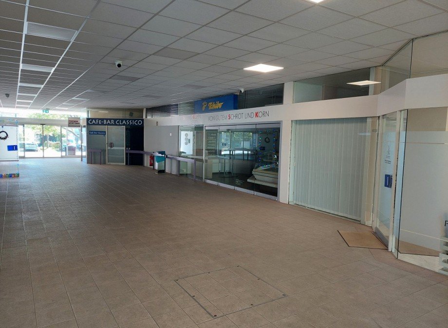 Zugang in Gewerbeanlage Gastgewerbe Schw�bisch Gm�nd