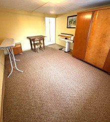 Zimmer *Gleich einziehen!* Ehem. Bauernhaus, 5 Zi., DG ausbauf�hig! Gew�lbekeller u. ehem. Stall!