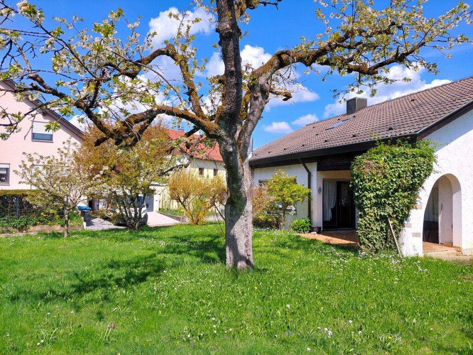 Ebenerdiger Garten Einfamilienhaus Adelberg