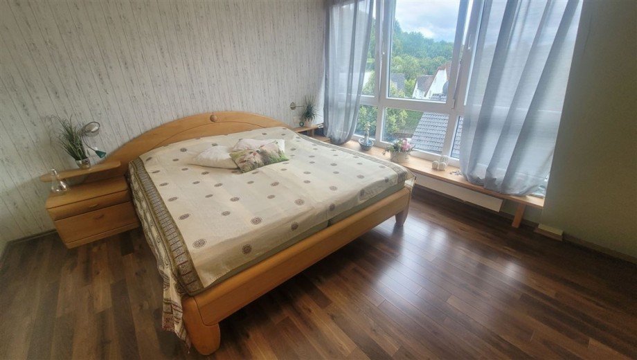 Schlafzimmer mit Panoramaausblick Doppelhaush�lfte Schorndorf , W�rtt