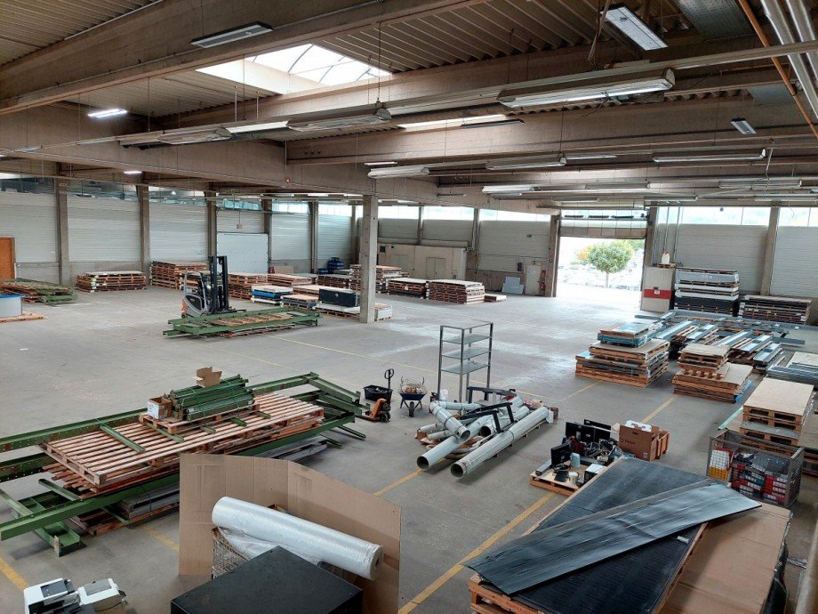 Lager-/ Produktionsfl�chen Halle / Lager / Produktion Schorndorf