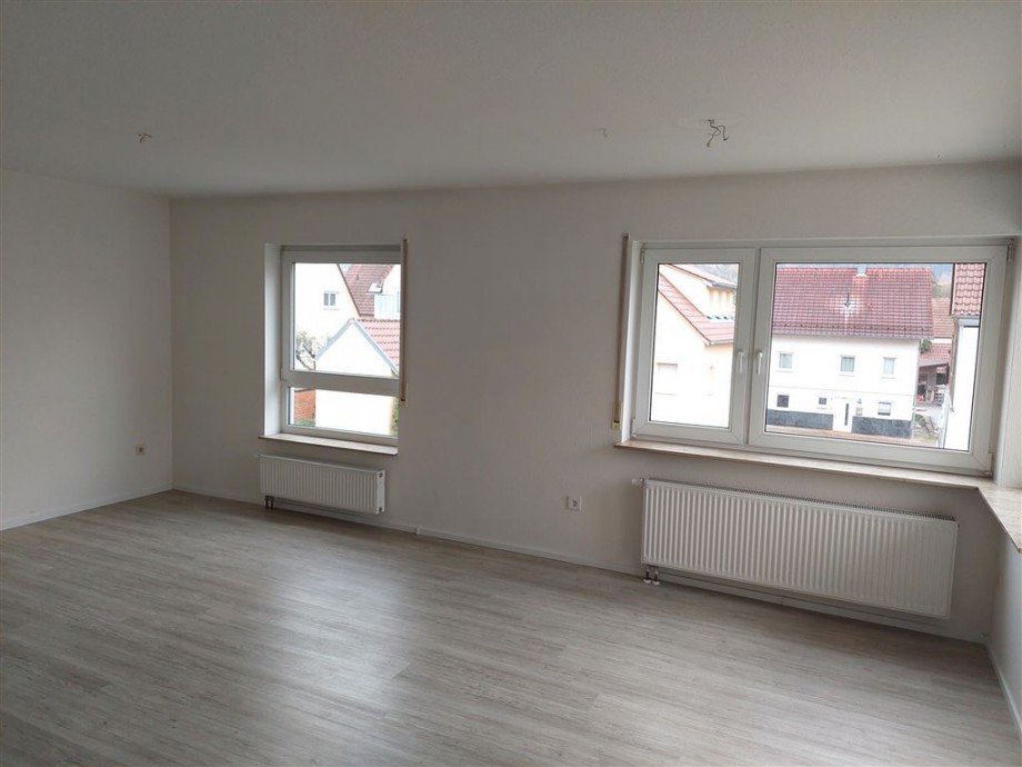 Wohn-/Esszimmer Etagenwohnung Rudersberg , W�rtt