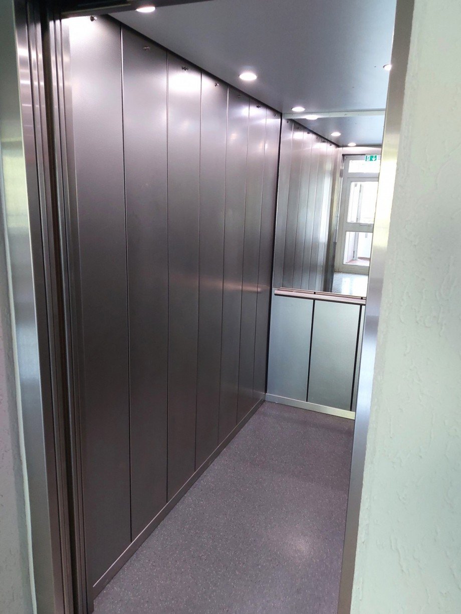 Aufzugkabine innen Wohnung Schorndorf
