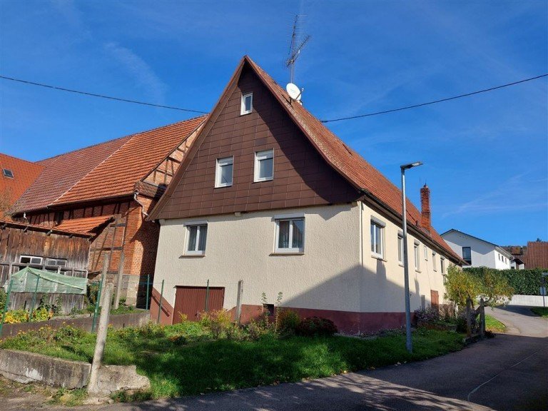Bauernhaus S�dwestseite Rudersberg Bauernhaus *Gleich einziehen!* Ehem. Bauernhaus, 5 Zi., DG ausbauf�hig! Gew�lbekeller u. ehem. Stall!