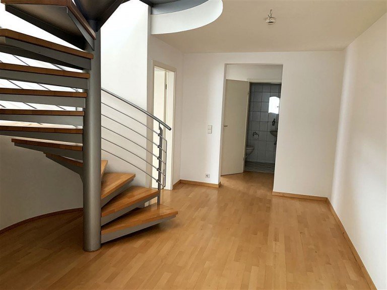 Charmante_Wohnung_in_zentraler_Lage Winterbach Maisonettewohnung *VERMIETET-VERMIETET!* Sonnige 4,5 Zi.-DG-Mais.-Whg.!*
