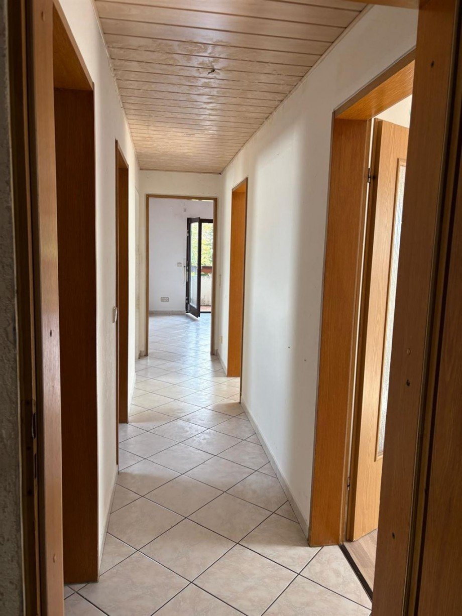 DG-Flur Zweifamilienhaus Rudersberg