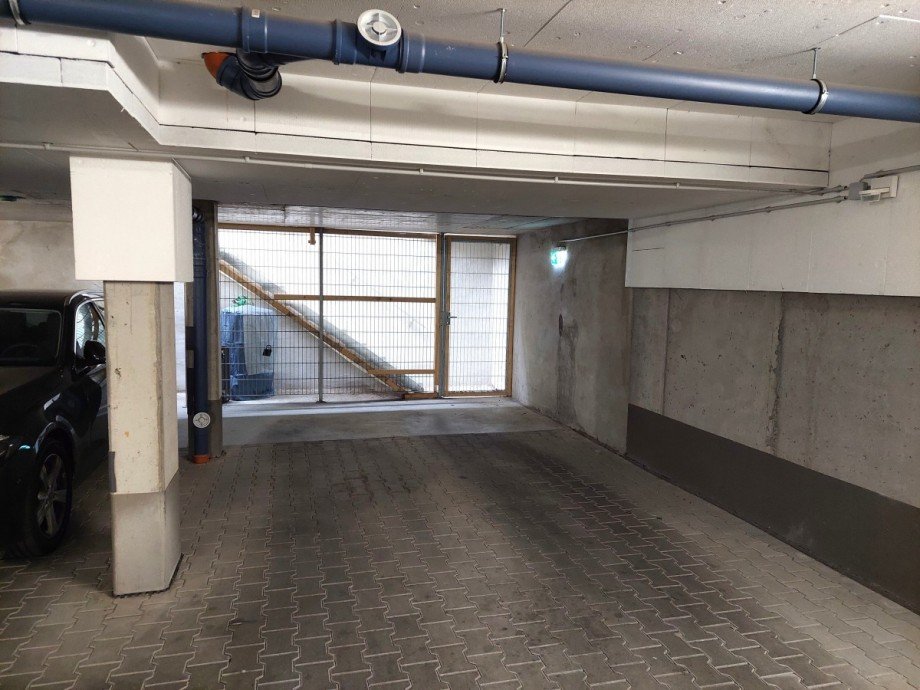 Breiter TG-Stellplatz Etagenwohnung Fellbach