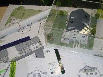 Hauptbild *Grundbuch statt Sparbuch!*Bauplatz f�r Ein-/ Dreifam.-Haus!