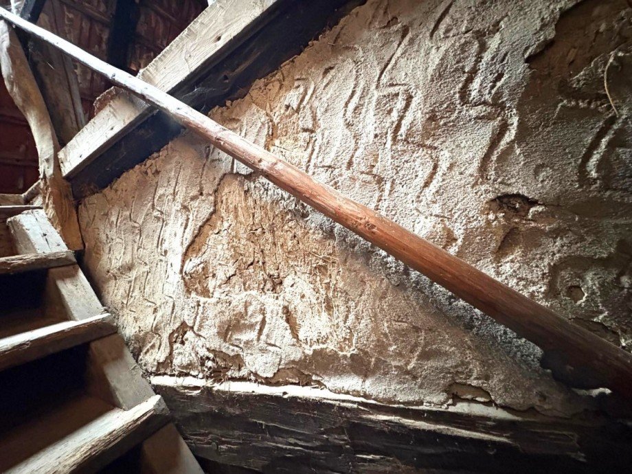 Seitenwand B�hnenaufgang Bauernhaus Rudersberg