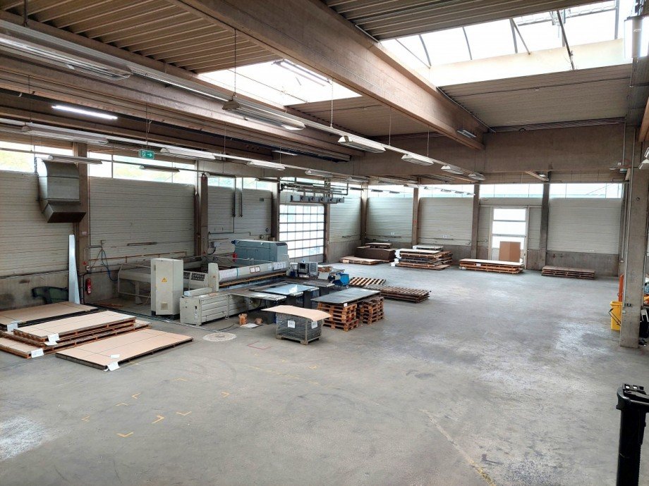 Lager-/ Produktionsfl�chen Halle / Lager / Produktion Schorndorf